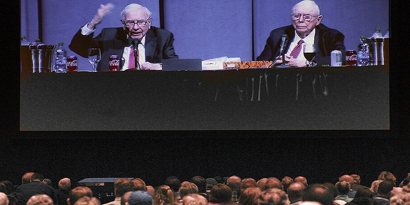 Superinvestor Warren Buffett is loading up on stocks—should you?